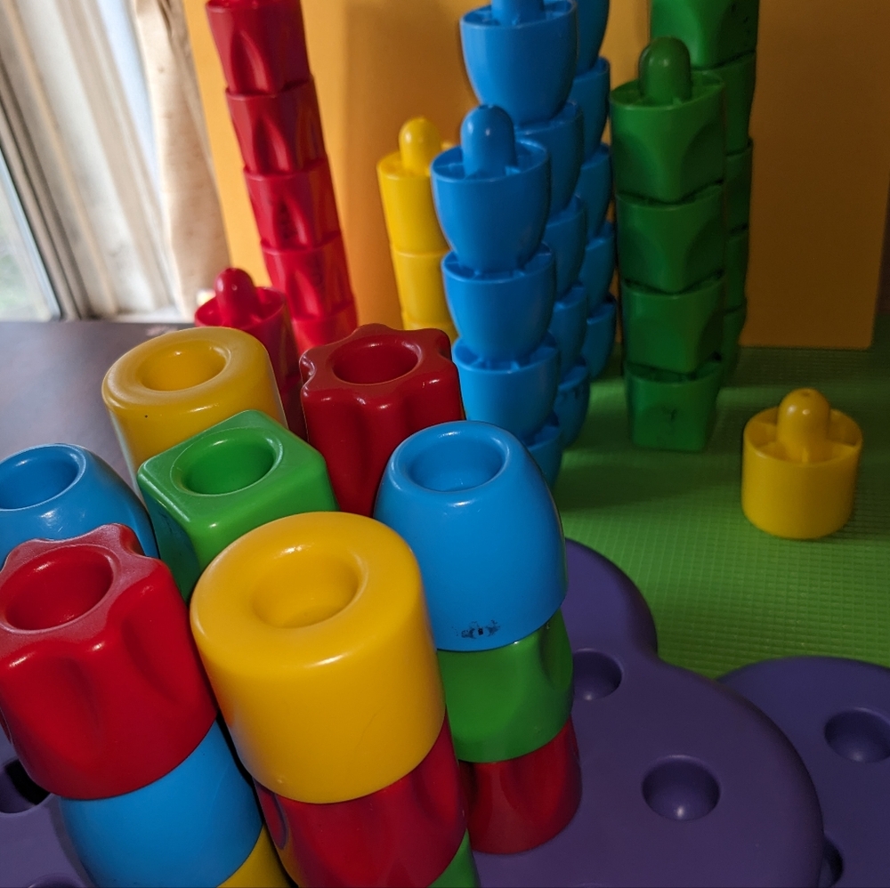 Box#7 GeoKid Daisy Maxi Stacking & Sorting Set - Picture 6 of 8